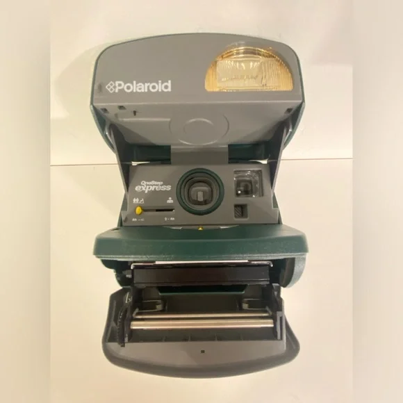 Vintage Polaroid Green Onestep One Step Express Instant Camera 600